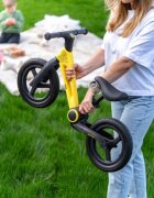 Adamex Bicicleta de echilibru pentru copii Speed M8 pliabila fara pedale cu Saua reglabila si manere confortabile 2-5 ani pana la 35 kg Orange Magma