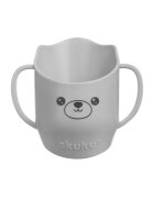 Akuku Cana antrenament cu manere pentru copii BabyMug Grey Bearcapacitate 150mlmateriale sigure fara BPAmargine tesita ce permite bautul fara a inclina capul pe spatecompatibil masina de vase