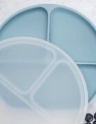 APPEKIDS Farfurie compartimentata din silicon cu ventuza si capac Aqua Blue