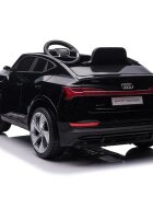 Audi Masinuta electrica pentru copii E-Tron SportBack Black cu licentaroti evascaun pieleacumulator 12Vsuspensiisistem trollerusi cu deschidereslow startlumini LEDmp3usboglinzi retrovizoaresarcina maxima 30 kg