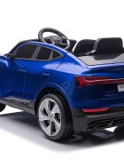 Audi Masinuta electrica pentru copii E-Tron SportBack Blue cu licentaroti evascaun pieleacumulator 12Vsuspensiisistem trollerusi cu deschidereslow startlumini LEDmp3usboglinzi retrovizoaresarcina maxima 30 kg