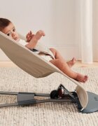 BabyBjorn Balansoar Balance Soft Khaki cu detalii Beige tesatura