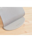 BabyBjorn Balansoar Bliss Light Grey din tesatura matlasata cu aspect delicat de petala