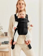 BabyBjorn Marsupiu anatomic Mini cu pozitii multiple de purtare Black
