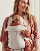 BabyBjorn Marsupiu anatomic Mini cu pozitii multiple de purtare Light Beige 3D Jersey