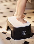 BabyBjorn Treapta inaltator pentru baie Step Stool Black White