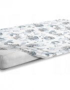 BabyMam Cearceaf cu banda elastica pentru pat copii 100 bumbac dimensiune 90 x 40 cm Blue Elephant