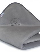 BabyMam Paturica din plus pentru copii dimensiune 75 x 100 cm model brodat grey Teddy Bear