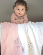 BabyMam Paturica din plus pentru copii dimensiune 75 x 100 cm model brodat White Teddy Bear