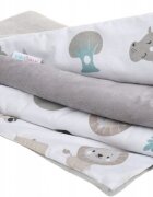 BabyMam Paturica pentru copii Safari realizata cu doua fete din bumbac si din plus pufos dimensiune 75 x 50 cm