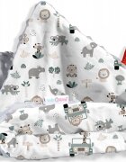 BabyMam Paturica pentru copii versatila realizata cu doua fete dimensiune 75 x 100 cm model minky Safari