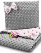 BabyMam Set Paturica 75x100 cm si perna 35x30 cm Minky Grey and Pink balloons