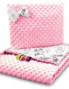 BabyMam Set paturica 75x100 cm si perna 35x30 cm pentru copii minky pink Dreamcatcher versatila cu doua fete