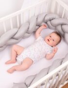 BABYMATEX Protectie laterala din bumbac Bumper impletit The Braid Grey 2 m inaltime 16 cm material exterior din bumbac satinat umplutura antialergica din fibre siliconate