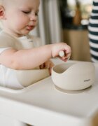 BABYONO Bol din silicon cu ventuza pentru copii crem