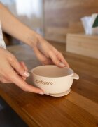 BABYONO Bol din silicon cu ventuza si capac Bej