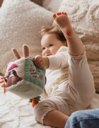 BABYONO Cub senzorial din plus cu activitati Iepurasul Karo