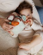 BABYONO Cub senzorial din plus cu activitati Iepurasul Karo