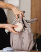 BABYONO Husa de protectie din silicon pentru suzeta Roz