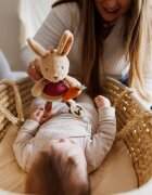 BABYONO Jucarie senzoriala pentru carucior Iepurasul Karo