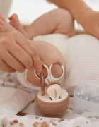 BABYONO Set 3 piese manichiura Baby Ono pentru copii cu suport maro