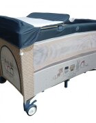 Bebe Royal Patut Little Friend albastru pliabil cu masuta de infasat usita cu fermoar roti cu sistem de blocare geanta de transport