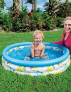 BESTWAY Piscina gonflabila pentru copii Fish Blue Diametru 102x25 cm Material PVC rezistent Capacitate 101 litri Kit reparatie inclus