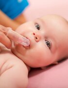 Bocioland Degetar din silicon pentru masarea gingiilor cu carcasa de protectie inclusa
