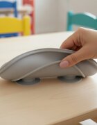 Bocioland Farfurie din silicon pentru copii Grey cu 3 compartimente si 4 ventuze de fixare dimensiune 19.3 x 3 cm