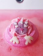 Bomb Cosmetics Bomba de baie handmade cu figurina Paws for Thought Bath Blaster 160g