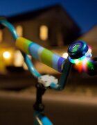 Brightz Clopotel albastru cu lumini led multicolore pentru bicicleta