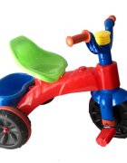 Burak Toys Tricicleta pentru copii Super Enduro Red cu pedale cosulet jucarii si claxon