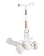 Byox Trotineta pentru copii Velvet Royal White 2in1 cu scaunel detasabilSuport picioare incorporatRoti din PUGhidon cu inaltime reglabilaEfecte muzicale si luminoaseFrana pe roata din spateRecomandata de la 3 ani