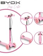 Byox Trotineta pliabila cu inaltime reglabilabaza antiderapanta cu lumini LEDroti cu lumini LEDfrana de manade la 3 ani si pana la 50 kgmuzicafar si clopotel Toy Cube Pink