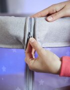 CAM Patut Cullami Bej co-sleeper 2 in 1 cu laterala culisanta reglabil in 8 pozitii pe inaltime 2 roti cu frana standard European EN1130 EN16890
