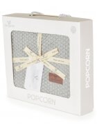 CANGAROO Paturica tricotata din bumbac si fibre bambus 80x100 cm Popcorn Gri in cutie cadou eleganta