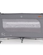 CANGAROO Patut pliabil multifunctional 2in1 SkyGlow Grey cu 2 niveleroti cu blocareUsa de acces cu fermoarlaterala cu plasa de ventilatiepliabil compact2 inele de sustinere si saltea pliabila incluse