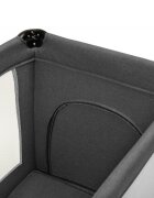 CARETERO Patut pliabil pentru copii Basic Graphite cu un nivelfereastra acces cu fermoar saltea pliabila 120x690 cm si geanta transport incluse greutate admisa 15 kg dimensiune 125x66x75.5 cm