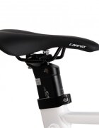 CARPAT Bicicleta CityGravel Pathfinder 3.0 C28314G AlbNegru roti 28 inch 14 viteze inaltime utilizator 150-165 cm greutate suportata 120 kg