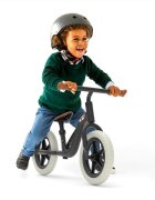 Chillafish Bicicleta de echilibru Charlie Black Usoara Cu ghidon si sa reglabile Greutate 2.5 Kg Cu roti din spuma EVA 10 inch Pentru 18-48 luni
