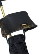 Doona Tricicleta pentru copii Liki Trike Gold Editie Limitata ultrapliabila maner parental ajustabil spatar reglabil in multiple pozitii roti Eva si cadru din aluminiu varsta 10 luni+