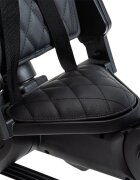 Doona Tricicleta pentru copii Liki Trike Midnight Editie limitata ultrapliabila in 3 secunde spatar reglabilcopertina cu protectie UV frana de picior si roti din cauciuc Eva