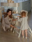Espiro Scaun de masa pentru copii Allure Beige pliabil cu centura de siguranta in 5 puncte bara de protectie ergonomica reglare sezut in 5 pozitii tava dubla detasabila si suport pentru picioare reglabil