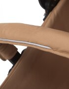 Euro-Cart Carucior sport Euro Cart Ezzo cu pliere tip umbrela pozitie de somn si parasolar XXL Camel spatar reglabil in 3 pozitii dotat cu husa de picioare roti cu suspensii