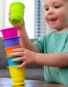 Fat Brain Toys Set de cupe din silicon cu ventuze Suction Kupz