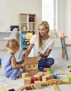 Ginger Home Set masuta cu 2 scaunele din lemn Monsters