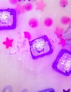 Glo Pals Jucarie senzoriala luminoasa de baie Lumi Glo Cube mov