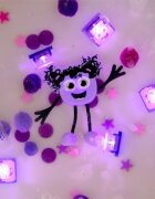 Glo Pals Jucarie senzoriala luminoasa de baie Lumi Glo Pal mov