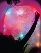Glo Pals Jucarie senzoriala luminoasa de baie Sammy Glo Cube rosu