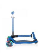 Globber Trotineta Junior albastra cu 3 roti LED pliabila ghidon reglabil platforma antiderapanta greutate suportata 50 kg varsta 2 ani+